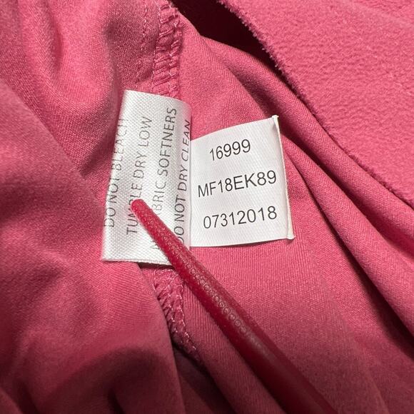 Peter MIllar Surge Soft Shield 1/2 Zip Pullover SIZE M Salmon Pink MRC Fleece - Picture 4 of 11